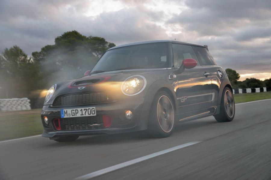  Mini Cooper GP JCW 2014 года  (фото 92 из 92)